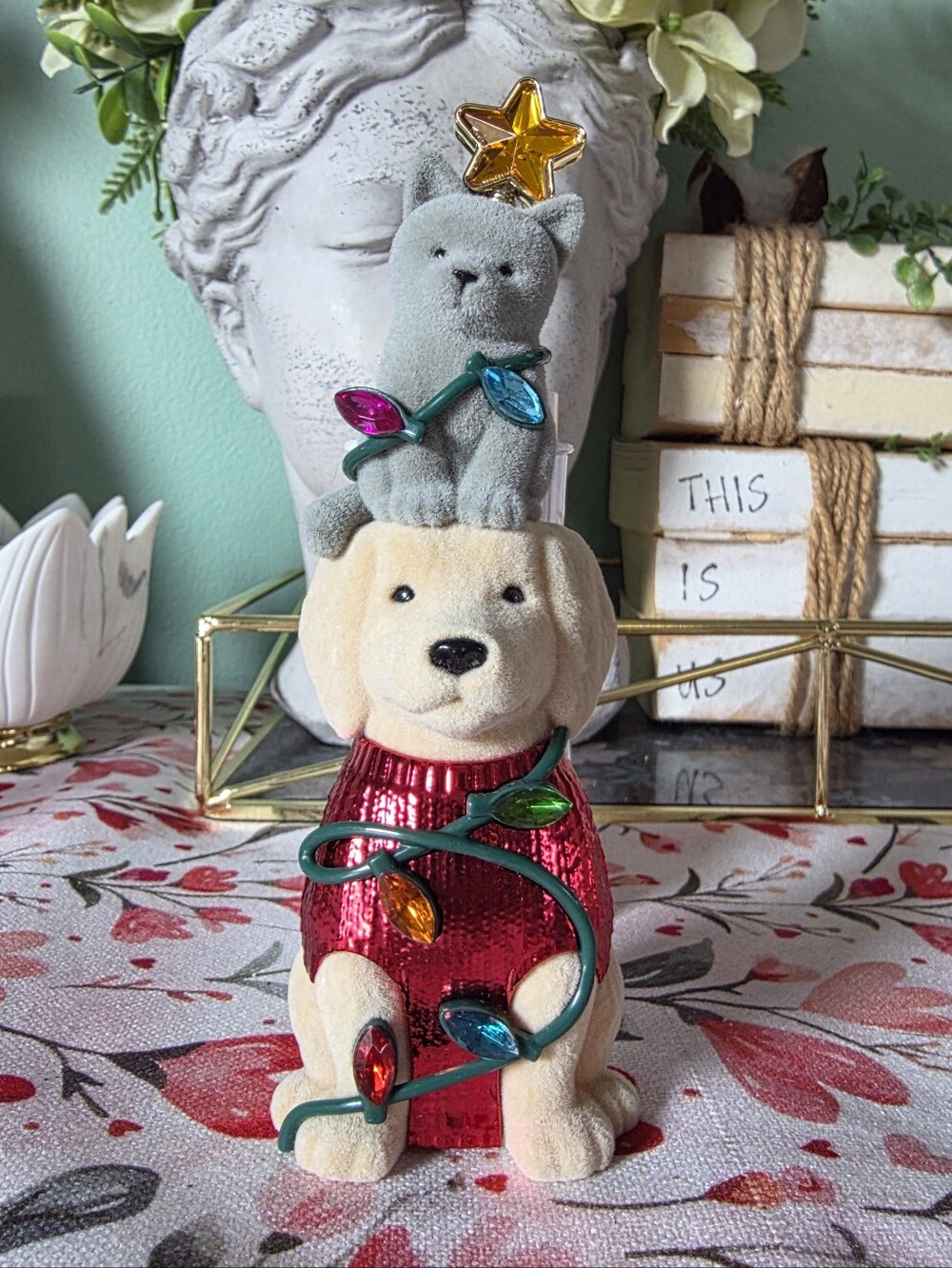 Bath Body Works Christmas Dog & Cat Wallflower Plug